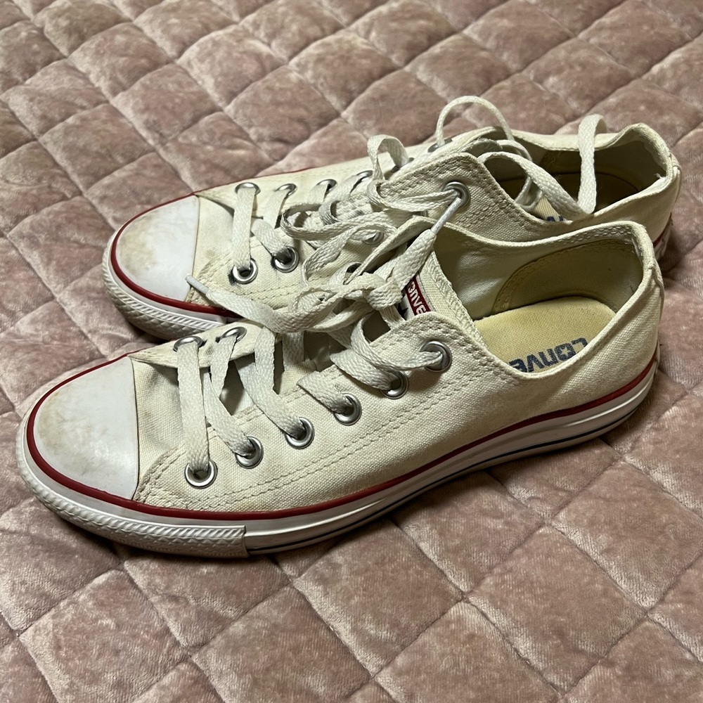 Low Top Converse
